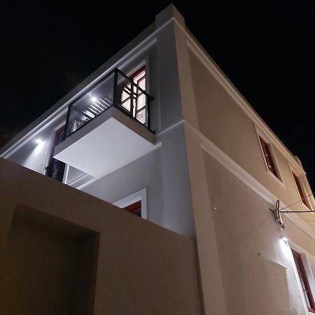 Ermoupolis Hidden Gems Apartman Kültér fotó